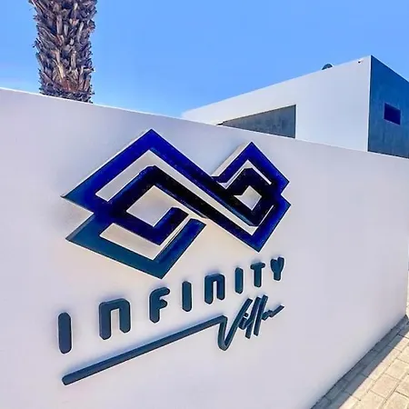 فيلة Infinity - By Apricus Holidays بلايا بلانكا