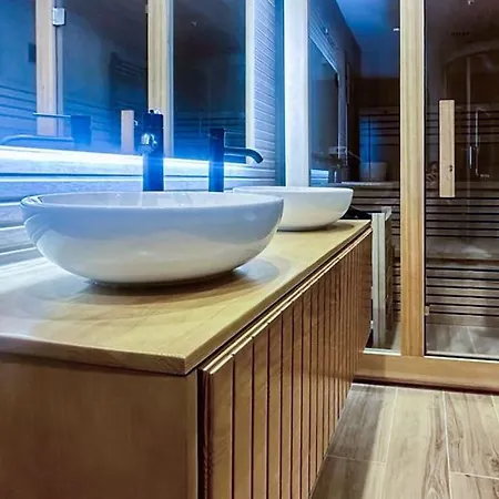 Hotell Infinity - By Apricus Holidays